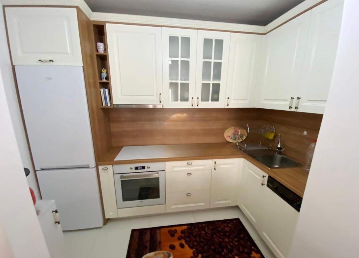 1-Bedroom Apartment Fushe Kosove Kosovo Polje Kültér fotó